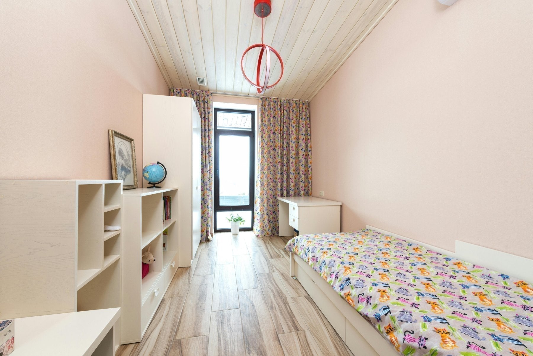 Top 10 Space-Saving Furniture Ideas for Small UK Flats